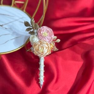 Pink offwhite handmade flower pen